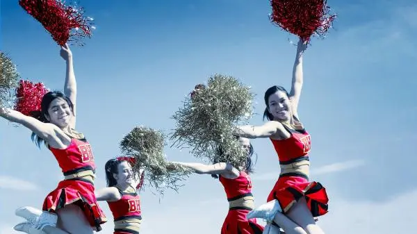 Movie Poster: Undercover Cheerleader