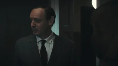 Um Espião Entre Amigos 1x1