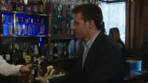 Cena do episódio 8 de Sangue Azul