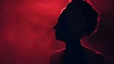 E3