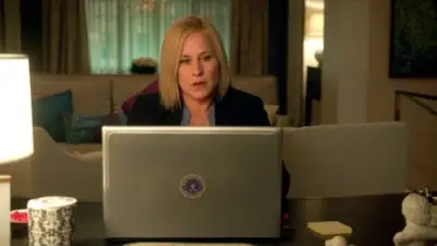 CSI: Cyber-E13