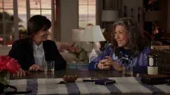 Grace and Frankie-E6.A dobradiça