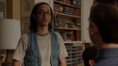 Jovem Sheldon-E8.The Grand Chancellor and a Den of Sin
