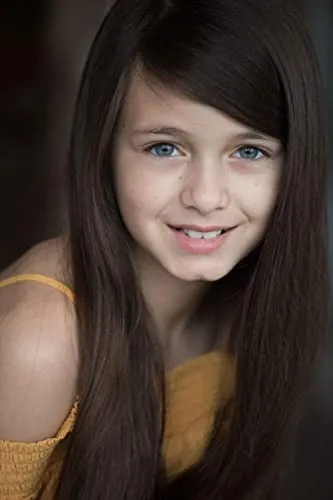 Chloe Romanski
