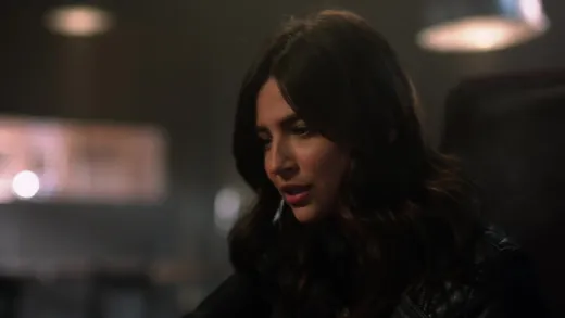 E9.Supergirl Lives