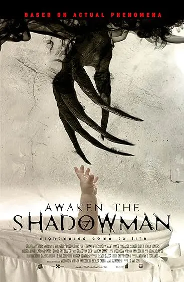 Movie Poster: O Despertar das Sombras