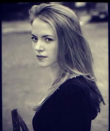 Alexandra Lydon