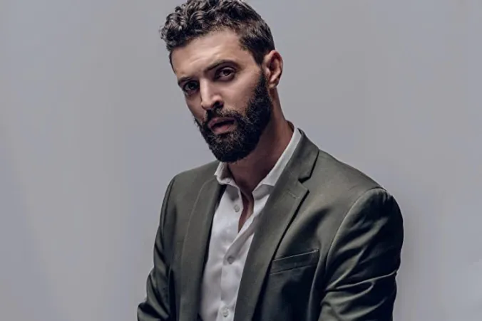 Julian Cavett