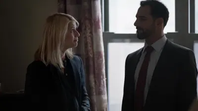 Homeland-E4.A Flash of Light