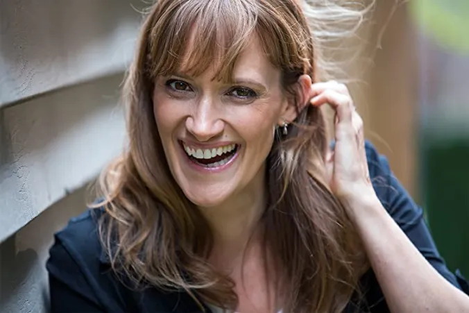 Laura Frenzer