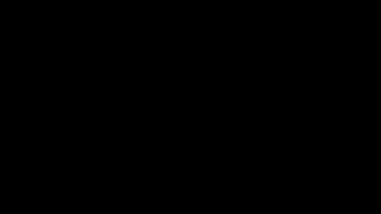 E4