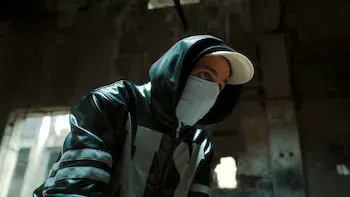 Pau que nasce torto nunca se endireita