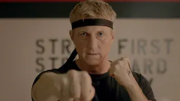 Cobra Kai-E1.Degenerado