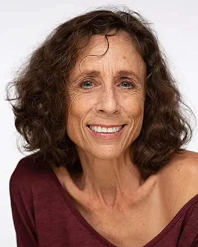 Lynelle Paulick