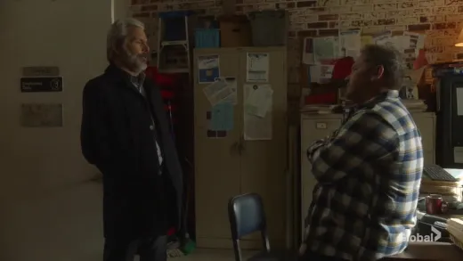 E15.Thick As Thieves