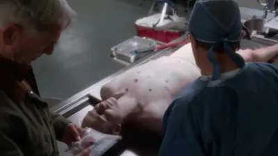 NCIS: Investigações Criminais-E11.Newborn King
