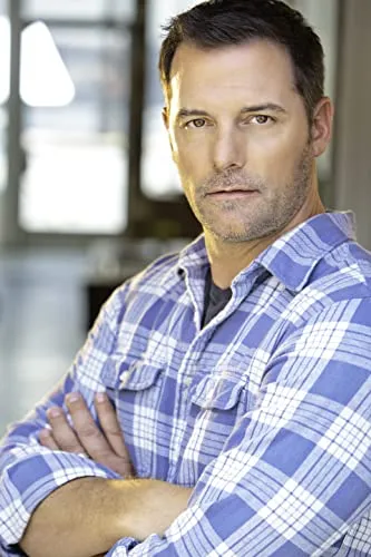Elijah Mahar