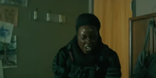 E6
