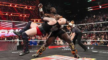 Raw Episódio 5