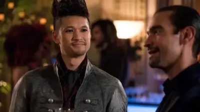 Shadowhunters: The Mortal Instruments-E2