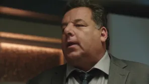 Cena do episódio 3 de Sangue Azul