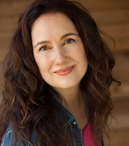 Julianne Buescher