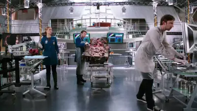 Bones-E24