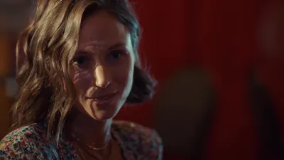 Wynonna Earp-E7.Love's All Over
